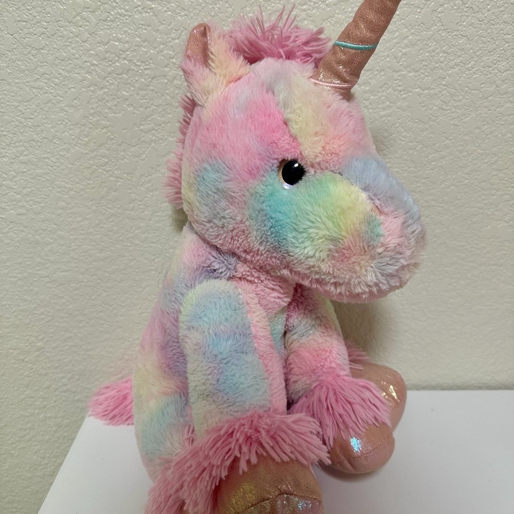 Plush Rainbow Unicorn Toy
